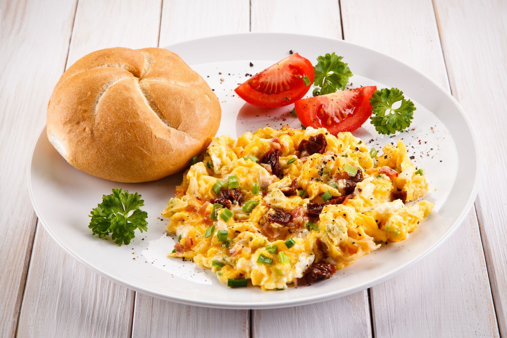Starten Sie mit einer Portion Rührei in den Tag – guten Appetit!