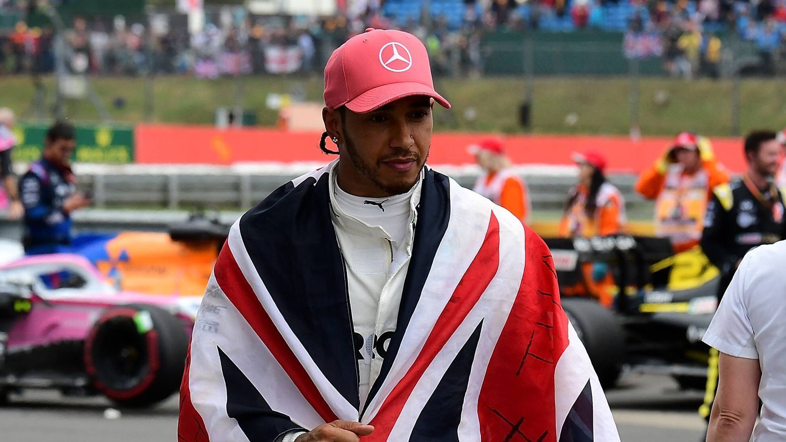 
                <strong>Lewis Hamilton (Mercedes)</strong><br>
                Größe: 1,74 Meter
              