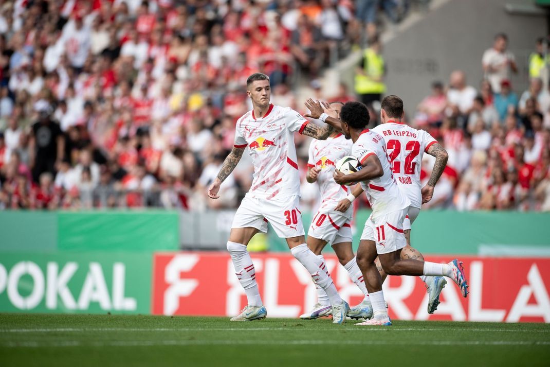 RB Leipzig feierte im DFB-Pokal einen souveränen Sieg bei Rot-Weiss Essen.