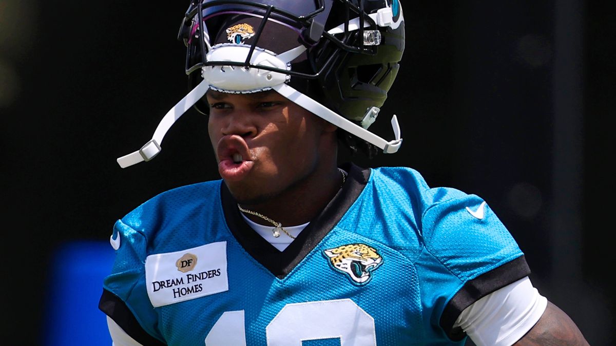 Syndication: Florida Times-Union Jacksonville Jaguars wide receiver Travis Hunter (12) runs during the first organized team activity at Miller Electric Center Monday, May 19, 2025 in Jacksonville, ...