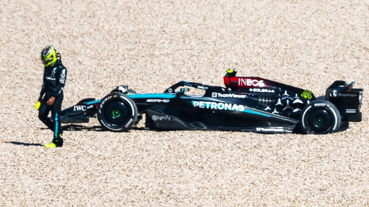 Lewis Hamilton nach seinem Ausfall beim Formel-1-Rennen in Austin 2024