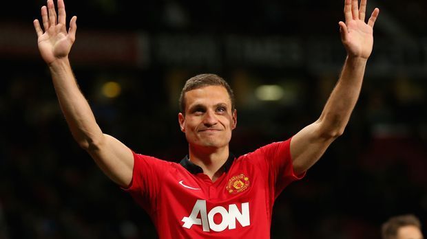 
                <strong>Nemanja Vidic</strong><br>
                Nemanja Vidic - Karriereende mit 34 Jahren. Der ehemalige Kapitän von Manchester United geht in den Ruhestand. Diese Entscheidung verkündet der Serbe Ende Januar, nachdem er kein einziges Spiel für Inter Mailand in der Saison 2015/2016 absolviert hat. Bei Manchester United ist Vidic von 2006 bis 2014 Stammspieler in der Innenverteidigung und kann mehrere englische Meisterschaften, sowie die Champions League gewinnen.
              