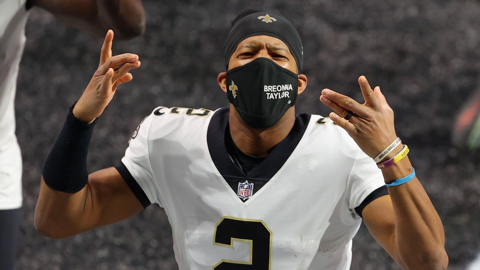 
                <strong>Jameis Winston (New Orleans Saints)</strong><br>
                Nach fünf Spielzeiten bei den Buccaneers wechselte Winston in der Offseason zu den New Orleans Saints. Als sich der Quarterback-Superstar Drew Brees verletzte, griffen die Saints jedoch nicht auf Winston zurück, sondern stellten Multi-Talent Taysom Hill als Starter auf. Ein Fakt, der nicht für eine langfristige Zukunft von Winston in New Orleans spricht. Seit dieser 2015 im Draft an Nummer eins gepickt wurde, ging es meist bergab. Auch private Ladendiebstähle und der Vorwurf der Vergewaltigung begleiteten den heute 26-Jährigen.
              