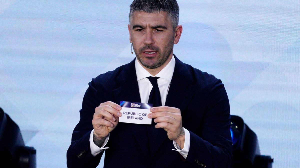 UEFA Nations League Pool Draw, Maison de la Mutalite, Paris, France 8 2 2024 Aleksandar Kolarov draws Ireland in Group B Aleksandar Kolarov draws Ireland in Group B 8 2 2024 PUBLICATIONxNOTxINxUKxI...