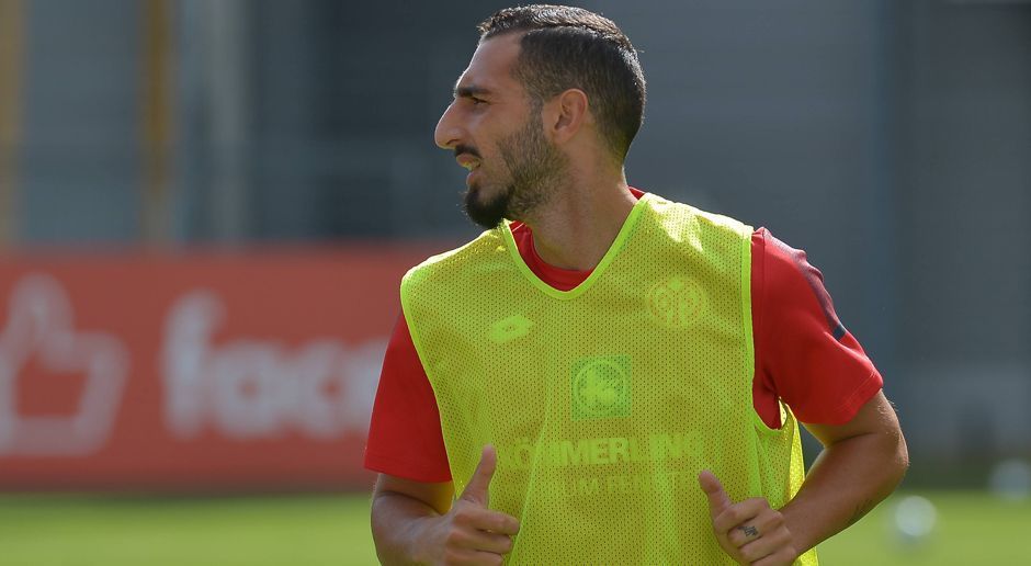 
                <strong>1. FSV Mainz 05</strong><br>
                "Die Zeit in Mainz war die schlimmste Zeit meiner Karriere", sagte Jose Rodriguez zuletzt in einem Gespräch mit der "Allgemeinen Zeitung". In seinem ersten Spiel sah er nach fünf Minuten die Rote Karte und wurde danach nur noch einmal eingewechselt. In der Rückrunde war der Spanier an den FC Malaga ausgeliehen. Nun sollen ihm die Mainzer Verantwortlichen signalisiert haben, dass er sich nach einem neuen Verein umschauen könne. Angeblich soll dem 22-Jährigen ein Angebot aus Nizza vorliegen.
              