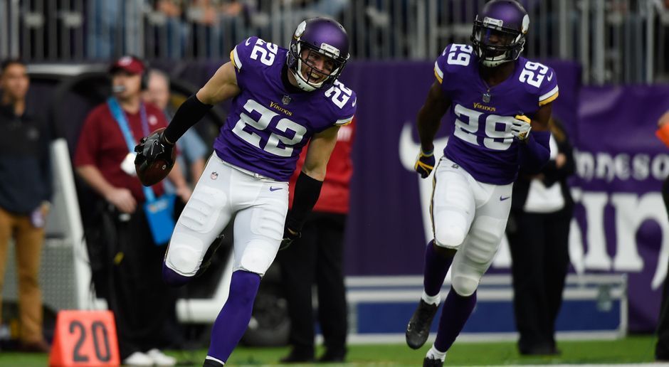 
                <strong>Minnesota Vikings</strong><br>
                Harrison Smith (Free Safety, im Bild links), Mike Remmers (Offensive Tackle), Pat Elflein (Center)
              