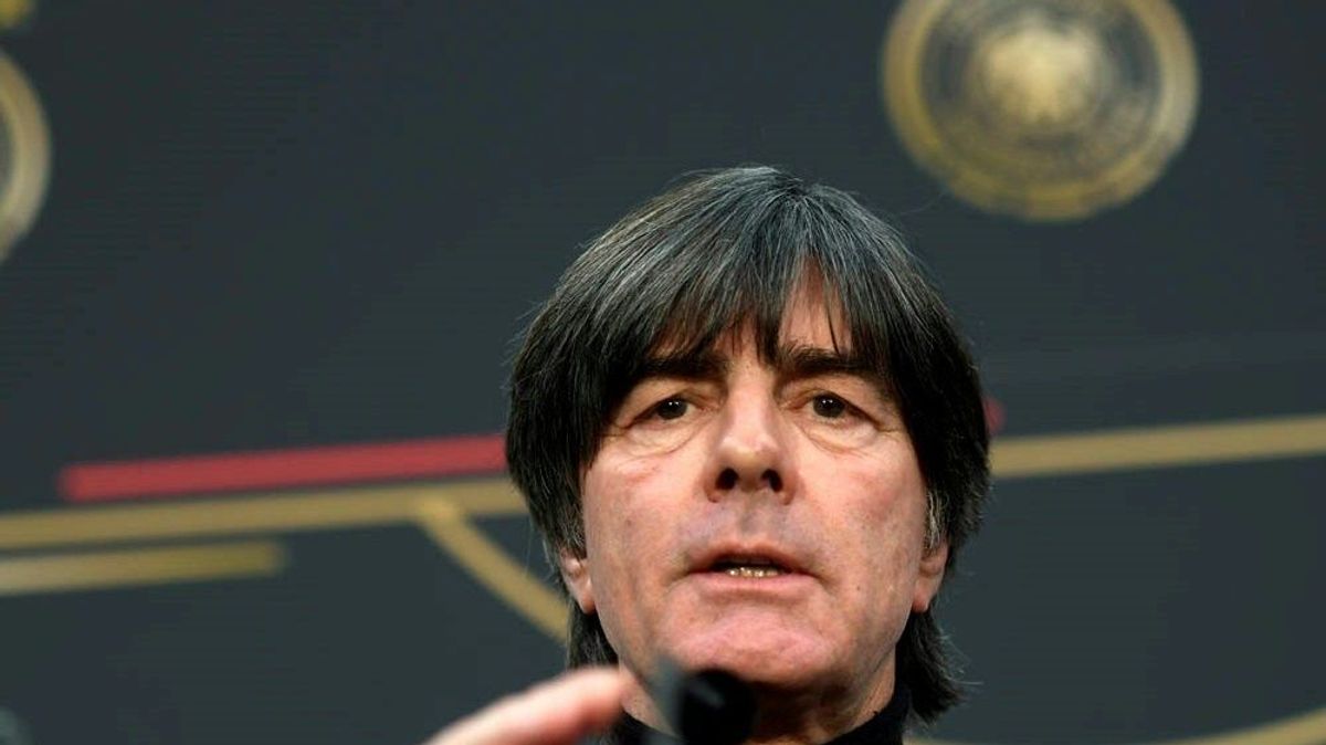 Löw übt Kritik an Regelauslegung bei Zweikämpfen