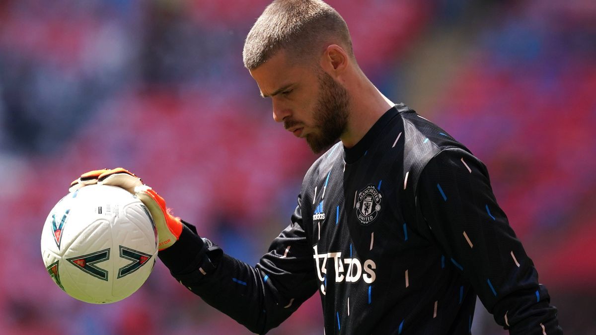 Manchester City v Manchester United, ManU - Emirates FA Cup Final - Wembley Stadium Manchester United goalkeeper David De Gea during the warm up ahead of the Emirates FA Cup final at Wembley Stadiu...