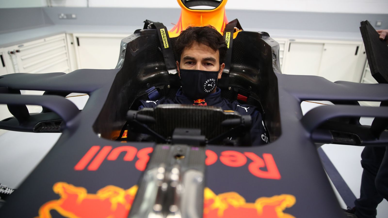 
                <strong>Platz 9: Sergio Perez (Red Bull Racing)</strong><br>
                Gehalt in der F1-Saison 2021: 5,02 Millionen Euro
              
