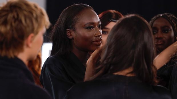 Schock bei GNTM 2023: Tracy steigt überraschend aus