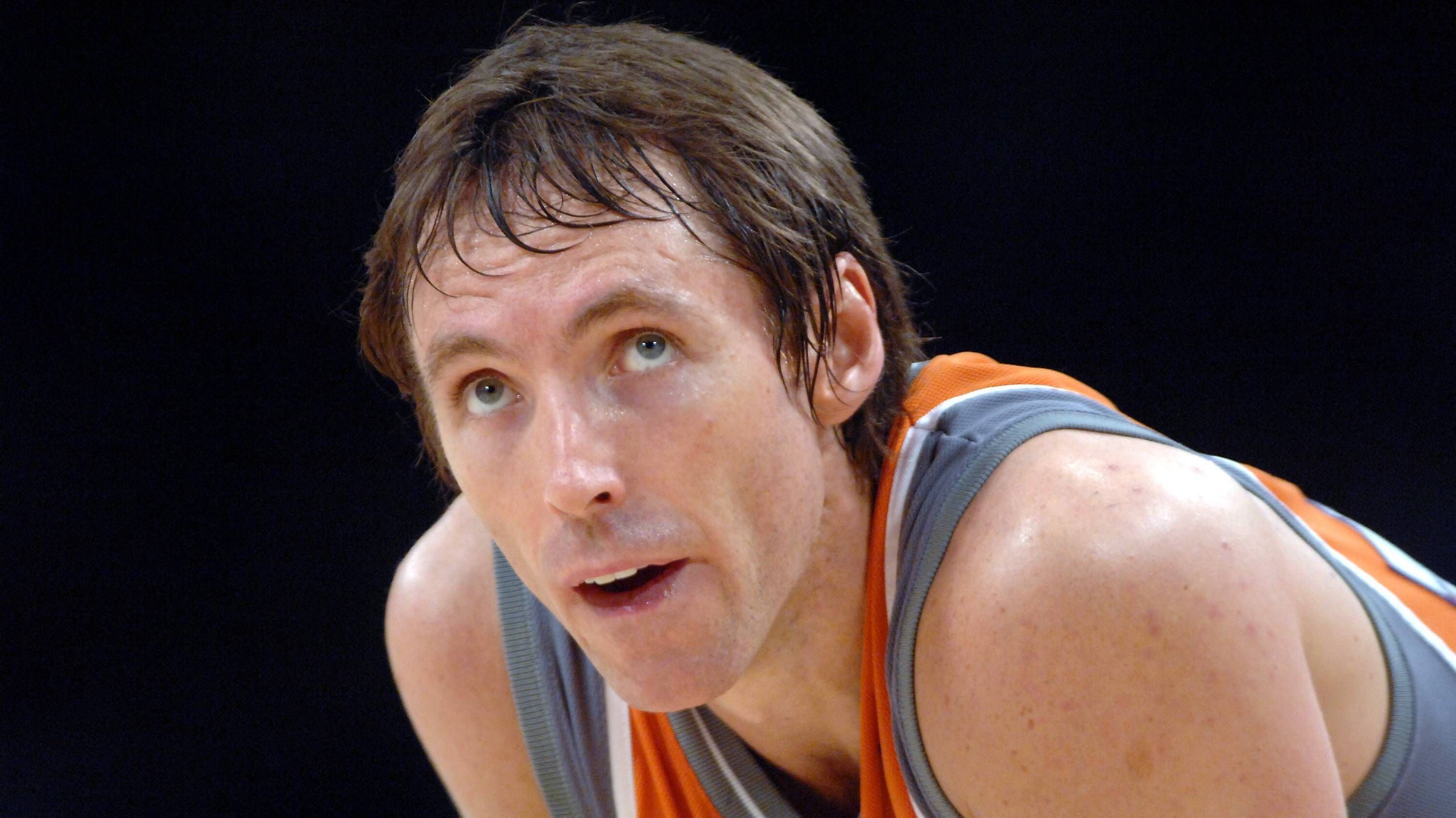 <strong>6. Platz (geteilt): Phoenix Suns - New Jersey Nets</strong> <br>Endergebnis: 161:157 2OT<br>Gesamtpunkte: 318<br>Top-Scorer: Steve Nash (Suns), 42 Punkte<br>Datum: 7. Dezember 2006