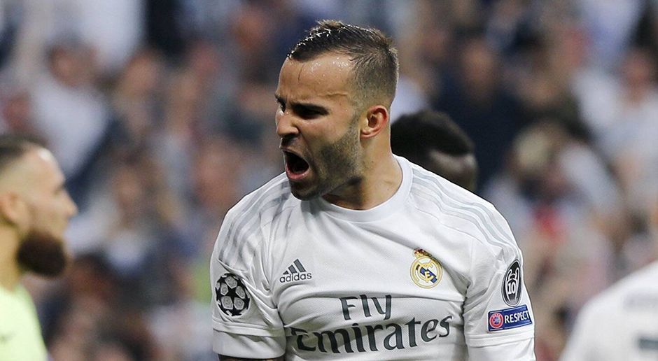 
                <strong>Jese</strong><br>
                Jese: Zu Beginn auffälliger als Ronaldo und Bale. Tauchte dann kurzzeitig ab und überließ den beiden Großen den Auftritt. Nach Wiederbeginn wieder sehr auffällig. Auffälliger als die Großen. Bis er in der 55. runter musste. ran-Note: 3
              