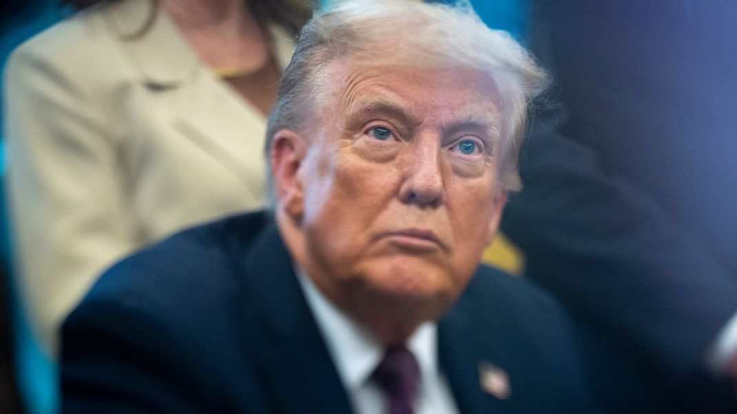 US-Präsident Donald Trump will die US-Zeitung "New York Times" auf 15 Milliarden Dollar verklagen.