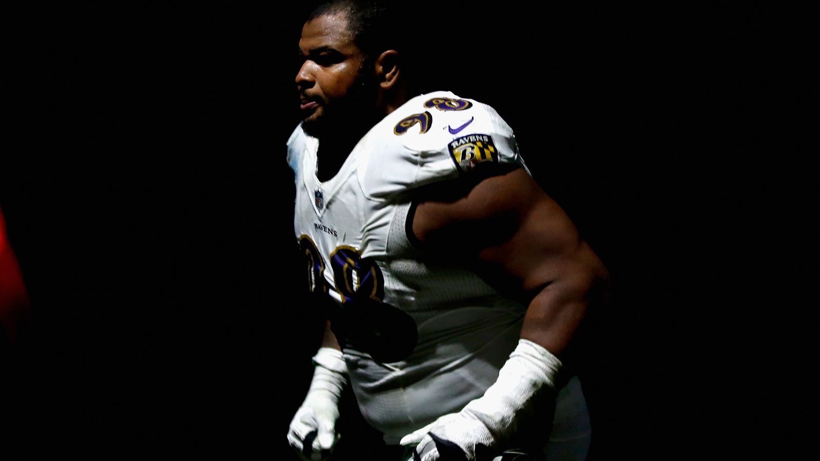 
                <strong>AFC Interior Linemen</strong><br>
                Brandon Williams (Bild; Baltimore Ravens) - ersetzt Geno Atkins (Cinncinati Bengals)Kyle Williams (Buffalo Bills) - ersetzt Jurrell Casey (Tennessee Titans)Cameron Heyward (Pittsburgh Steelers)
              