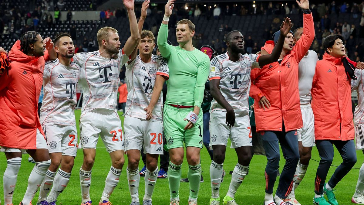 Serge Gnabry (FC Bayern Muenchen), Raphael Guerreiro (FC Bayern Muenchen), Konrad Laimer (FC Bayern Muenchen), Tom Bischof (FC Bayern Muenchen), Torhueter Manuel Neuer (FC Bayern Muenchen), Jonatha...