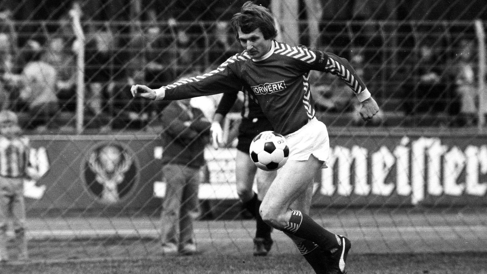 
                <strong>Platz 10: Günter Pröpper (Wuppertaler SV)</strong><br>
                Tore in den ersten 50 Bundesliga-Spielen: 33
              