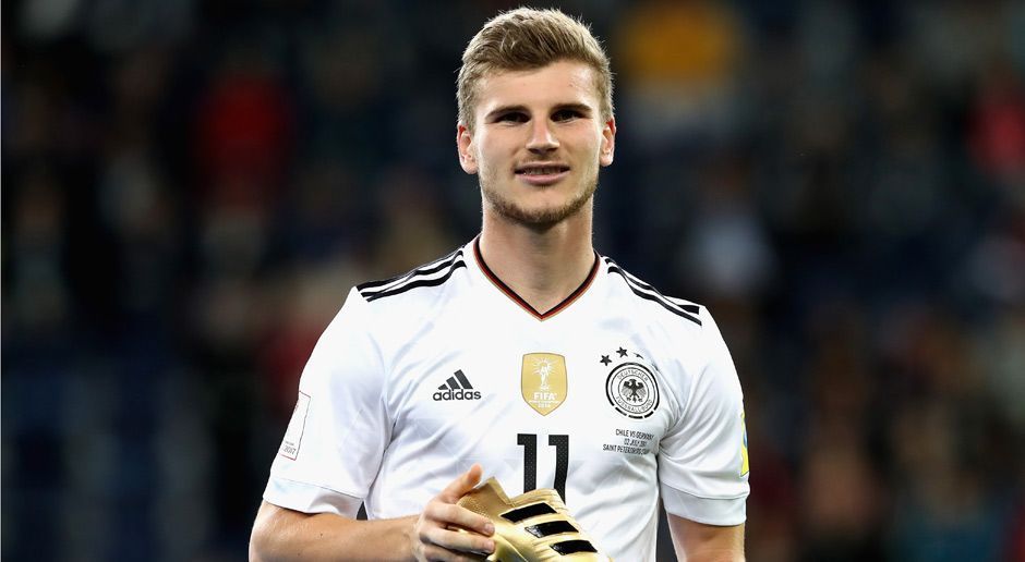 
                <strong>Gewinner: Timo Werner</strong><br>
                Kein Cristiano Ronaldo, kein Alexis Sanchez, sondern Timo Werner! Wer hätte vor dem Turnier ernsthaft damit gerechnet, dass ausgerechnet der 21-jährige Stürmer von RB Leipzig der Top-Torjäger in Russland wird? Vermutlich niemand. Und doch holte sich Werner mit drei Treffern und zwei Vorlagen am Ende des Finals den Goldenen Schuh. Das Sahnehäubchen auf einem perfekten Turnier. Bundestrainer Jogi Löw hat damit wohl eine wahre Alternative zu Mario Gomez als "echten Stürmer" gefunden und muss dank Werner in Zukunft vielleicht nicht mehr allzu oft auf die "falsche Neun" mit Thomas Müller zurückgreifen. 
              