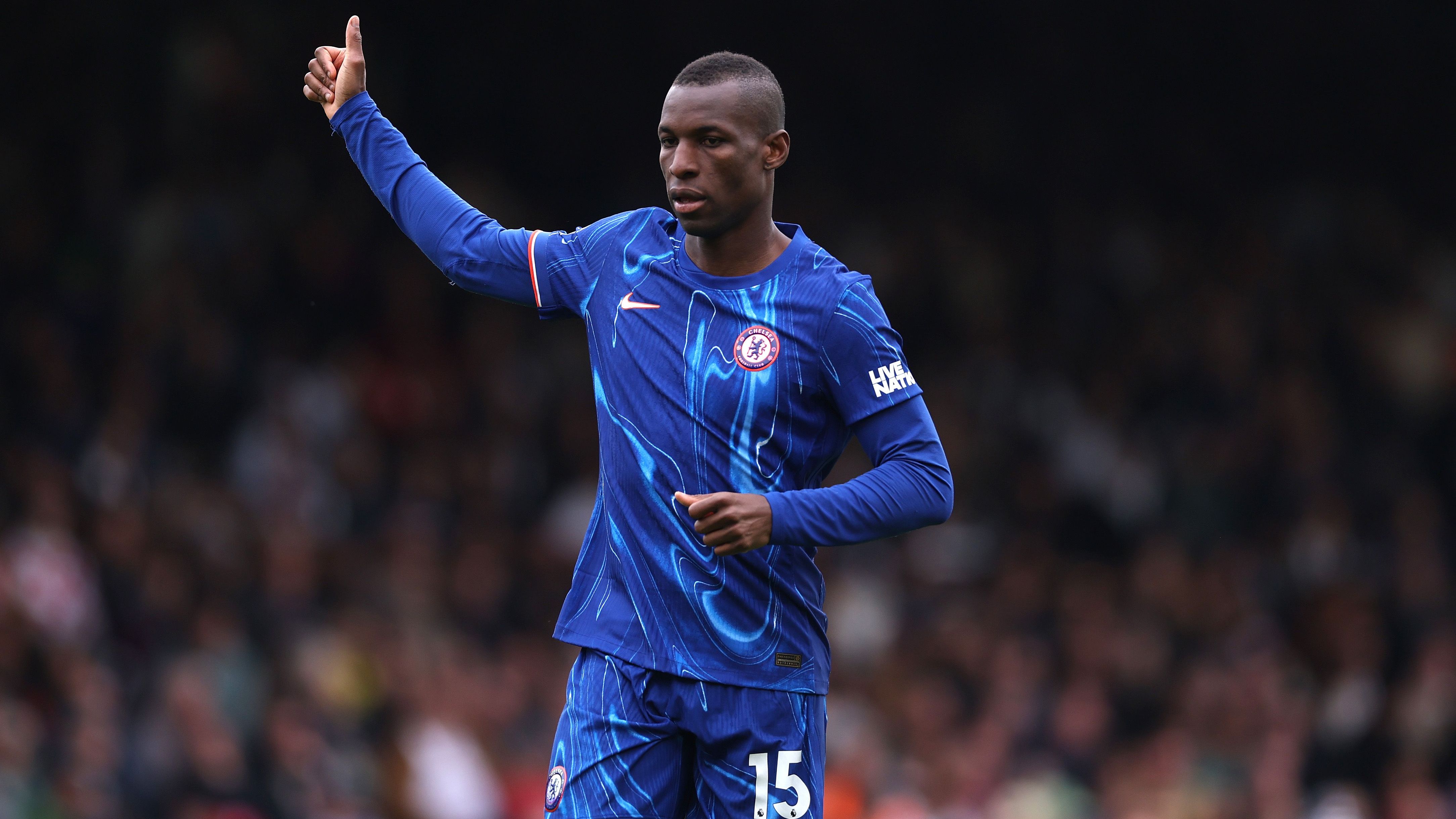 <strong><em>Die teuersten Leih-Spieler der Geschichte: Nicolas Jackson weit oben</em></strong><br><em>Der Transfer-Saga folgte der Last-Minute-Deal: Der FC Bayern hat auf den letzten Metern einer langen Transferperiode doch noch Nicolas Jackson vom FC Chelsea ausleihen können. Der Preis dafür hat es aber in sich. Mit kolportierten 16,5 Millionen Euro ist die Gebühr höher als bei fast allen Leihgeschäften zuvor. <strong>ran</strong> präsentiert die teuersten Leihen im Fußball. (Quelle: transfermark.de, Stand: 1.9.2025)</em>