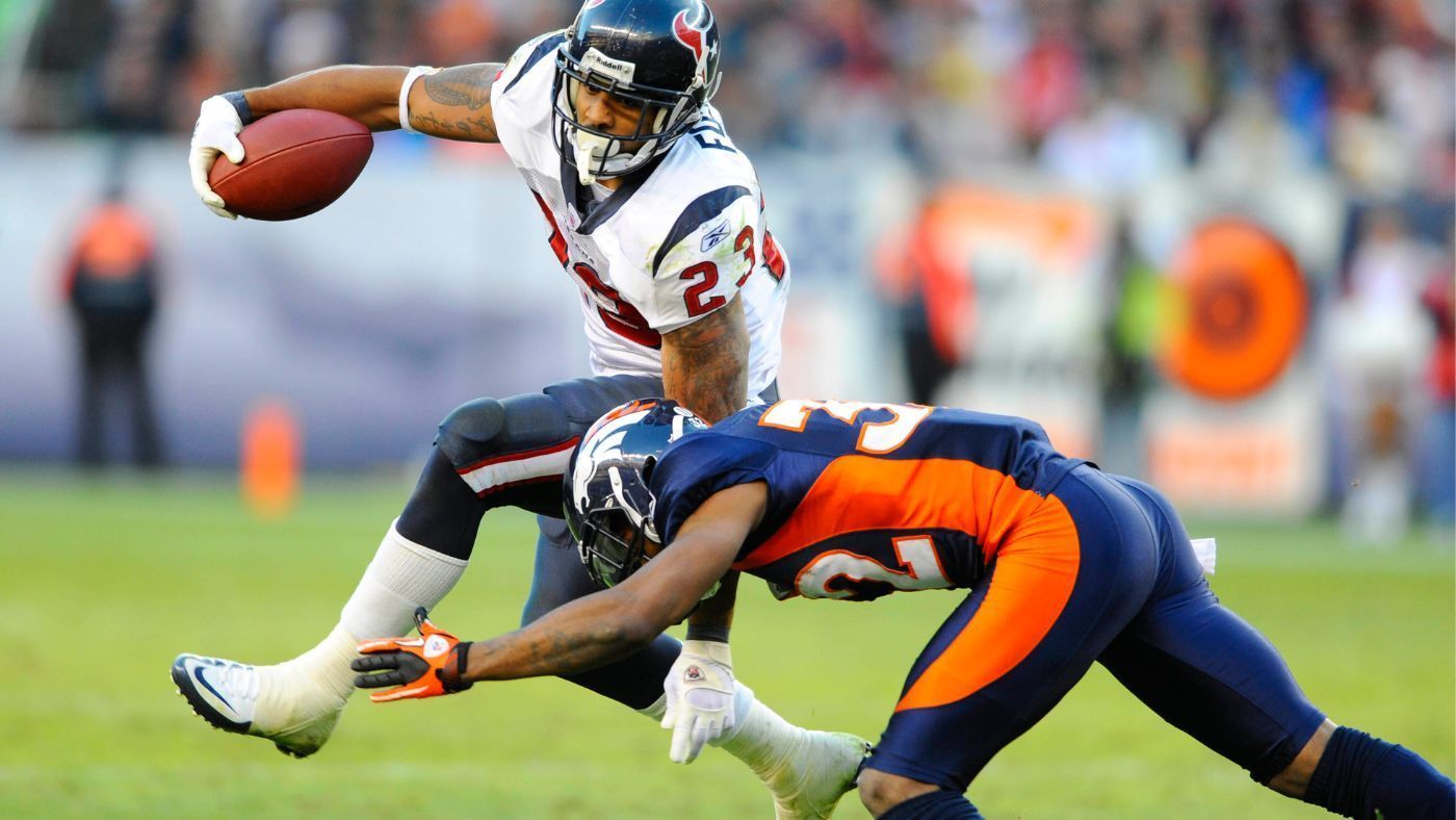 
                <strong>Arian Foster: Rookie-Jahr 2009 bei den Houston Texans</strong><br>
                Arian Foster führte die NFL in der Saison 2010 in Rushing Yards und Rushing Touchdowns an - letzteres auch in der Saison 2012 - und wurde viermal in den Pro Bowl gewählt.Seine Stationen: Houston Texans (2009 bis 2015) und Miami Dolphins (2016)
              