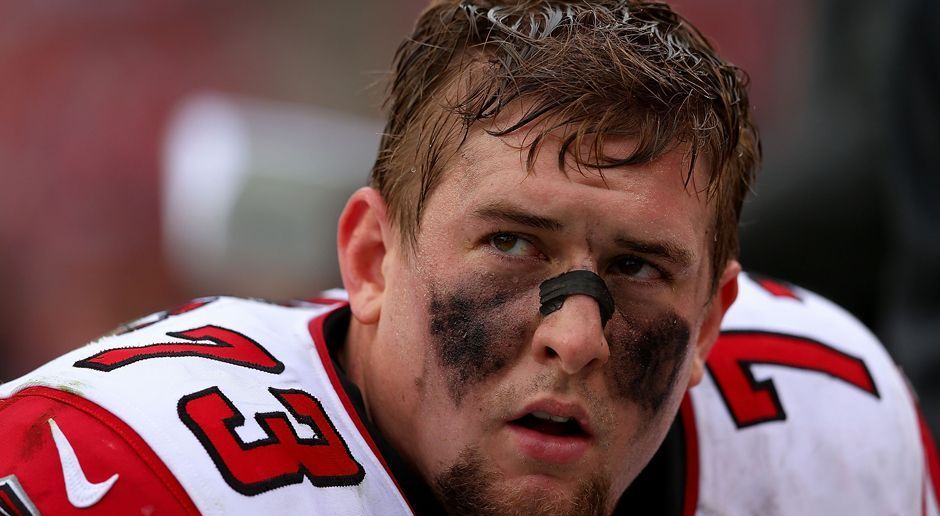
                <strong>Atlanta Falcons – Ryan Schraeder (Tackle)</strong><br>
                Offensive Tackle Ryan Schraeder wurde 2013 zwar von keinem Team im Draft ausgewählt, dafür verpasst er seit zwei Jahren fast kein NFL-Spiel. Auch in dieser Spielzeit stand der 28-Jährige in bislang jedem Saisonspiel von Beginn an vor Matt Ryan und ist in der O-Line der Falcons kaum mehr wegzudenken
              