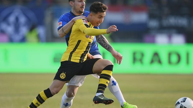 
                <strong>Emre Mor</strong><br>
                Emre Mor: Wie "Bild" und "Kicker" übereinstimmend berichten, ist der junge Türke einer von mehreren Spielern, bei denen der BVB über eine Ausleihe nachdenkt. Der Neuzugang hatte bislang aufgrund der großen Konkurrenz in der Offensive Probleme zu Spielpraxis zu kommen. Angesichts von nur 370 Bundesliga-Minuten ist die Ausbeute von einem Tor und drei Vorlagen aber passabel. Der Vertrag des 19-Jährigen in Dortmund läuft noch bis 2021.
              