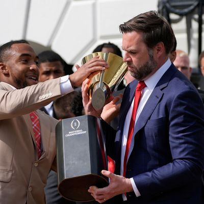 US-Präsident Trump empfängt College Football National Champions