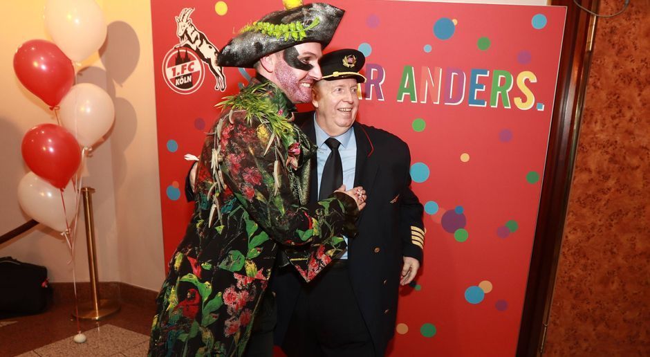 
                <strong>KarnevalAlexanderWehrleCalmund</strong><br>
                Köln-Geschäftsführer Alexander Wehrle verkleidete sich als Pirat, Rainer Calmund als Flugkapitän.
              