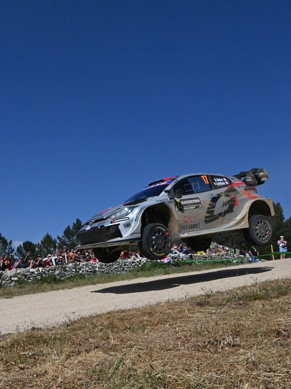 Sébastien Ogier flog auf Sardinien zum Sieg