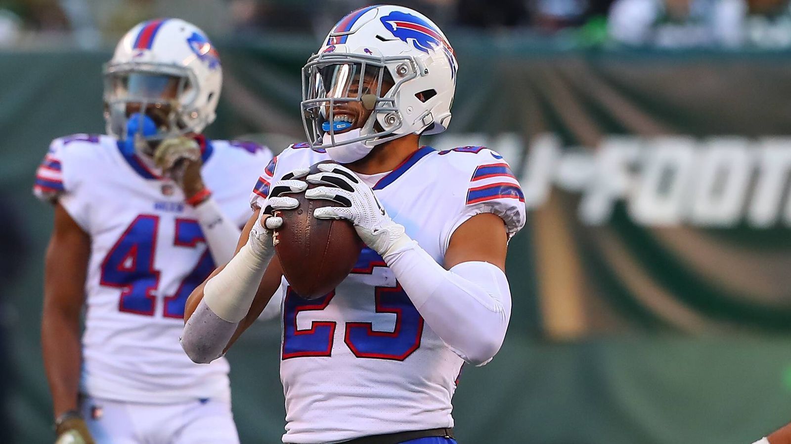 
                <strong>Buffalo Bills: Micah Hyde (Safety)</strong><br>
                Madden-Rating: 86
              