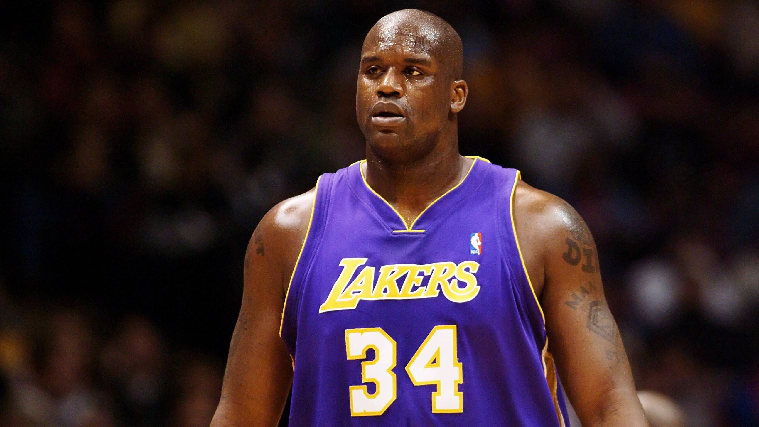 <strong>Platz 4 (geteilt): Shaquille O'Neal</strong><br>All-Star-Teilnahmen: 15<br>in der NBA aktiv: 1992 - 2011<br>Teams: Orlando Magic, Los Angeles Lakers, Miami Heat, Phoenix Suns, Cleveland Cavaliers, Boston Celtics