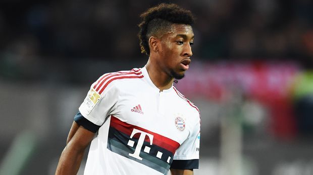 
                <strong>Coman</strong><br>
                Mittelfeld - Kingsley Coman (FC Bayern München): Einen richtigen Kracher sicherten sich die Münchner mit dem Franzosen, den Juventus Turin nicht unbedingt nachvollziehbar für zwei Jahre an den FCB auslieh. Coman kompensierte in der Hinrunde die Ausfälle von Franck Ribery und Arjen Robben blendend und deshalb gilt es als sehr wahrscheinlich, dass der Flügelspieler spätestens 2017 fix verpflichtet wird.
              