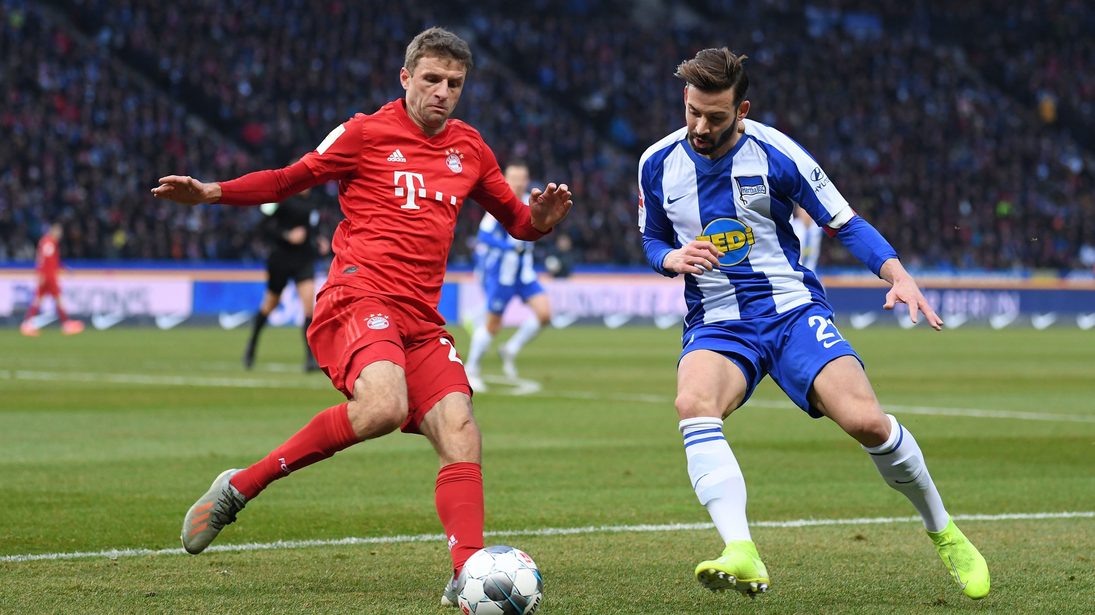 
                <strong>Thomas Müller</strong><br>
                Der Fanliebling ist von Beginn an ein Aktivposten und auf verschiedenen Positionen zu finden. Dabei springt jedoch zu wenig heraus. Zwischendurch taucht Müller ab, beendet den Chancenwucher in Hälfte zwei aber dann mit seinem Volltreffer zum 1:0 nach einer Stunde. Nach seinem Assist für Perisic macht er Platz für Gnabry. ran-Note: 2
              