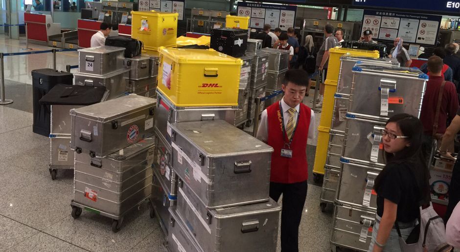 
                <strong>Der FC Bayern auf China-Tour</strong><br>
                Dann geht es weiter. Von Peking nach Schanghai. Da sind die Logistiker gefragt.
              