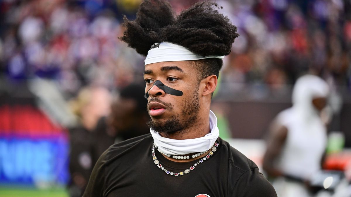 Cleveland Browns v Minnesota Vikings International Series 05 10 2025. Cleveland Browns defensive back Greg Newsome 11 during the International Series match between Cleveland Browns and Minnesota Vi...