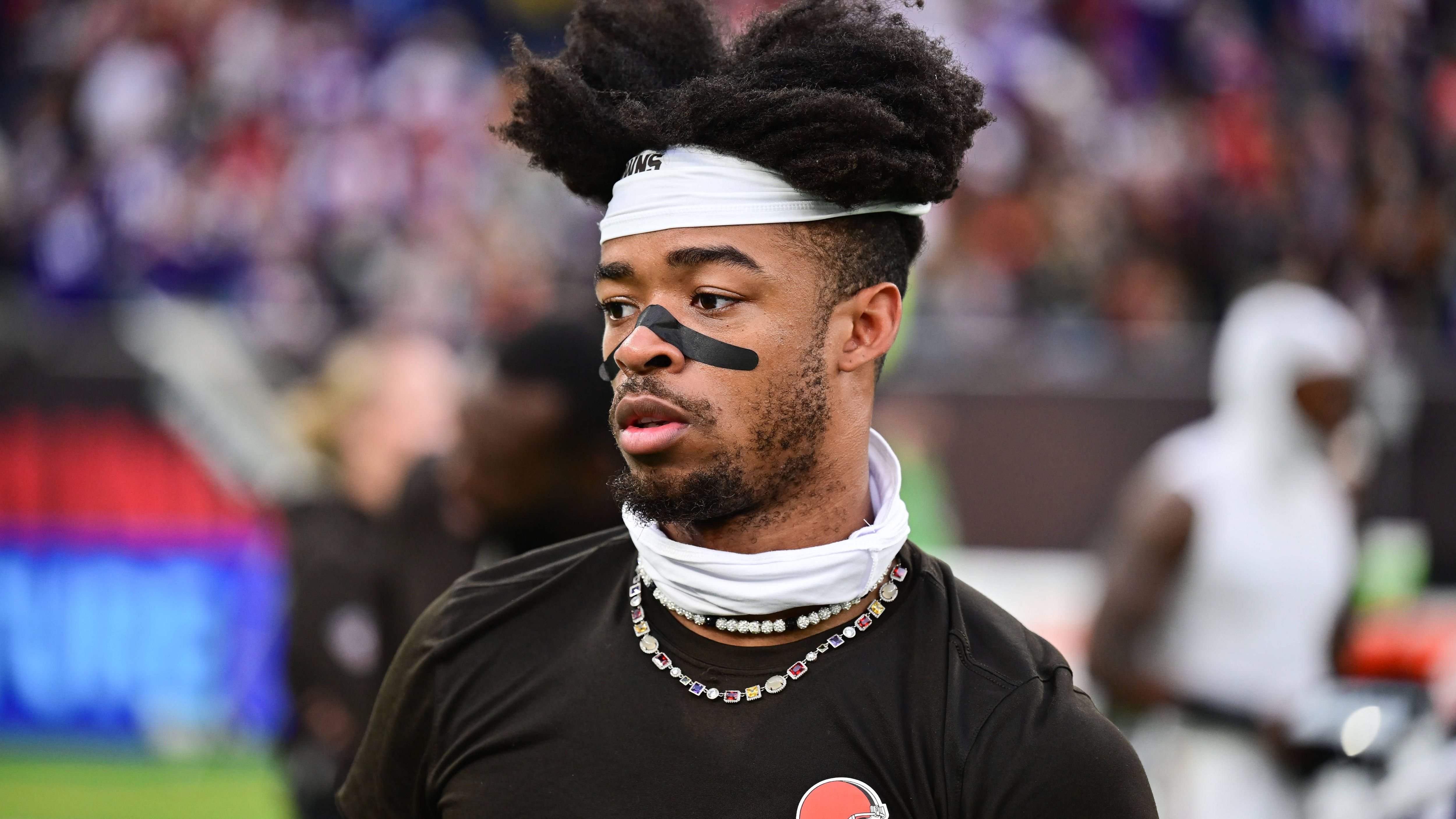 <em><strong>Greg Newsome (Jacksonville Jaguars)</strong><br>Die Browns und die Jaguars haben sich auf einen Trade zweier Cornerbacks geeinigt. Von Cleveland wechselt der frühere Erstrundenpick Greg Newsome nach Jacksonville, außerdem gibt es für das Team aus Florida einen Sechstrundenpick im kommenden Draft obendrauf. Diesen hatten die Browns zuvor von den Jets bekommen. Im Gegenzug schicken die Jaguars ....</em>