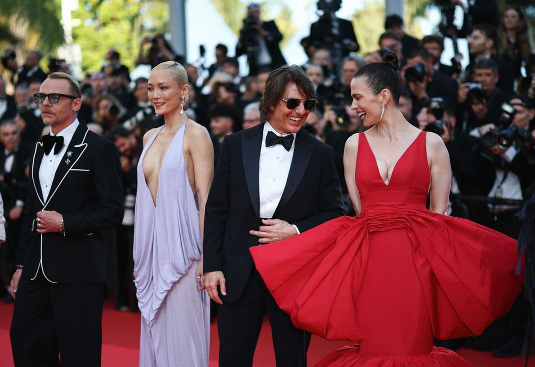 Schon bei den Filmfestspielen in Cannes posierte der "Mission Impossible"-Cast um Simon Pegg, Pom Klementieff, Tom Cruise und Hayley Atwell (von links) für die Kameras.