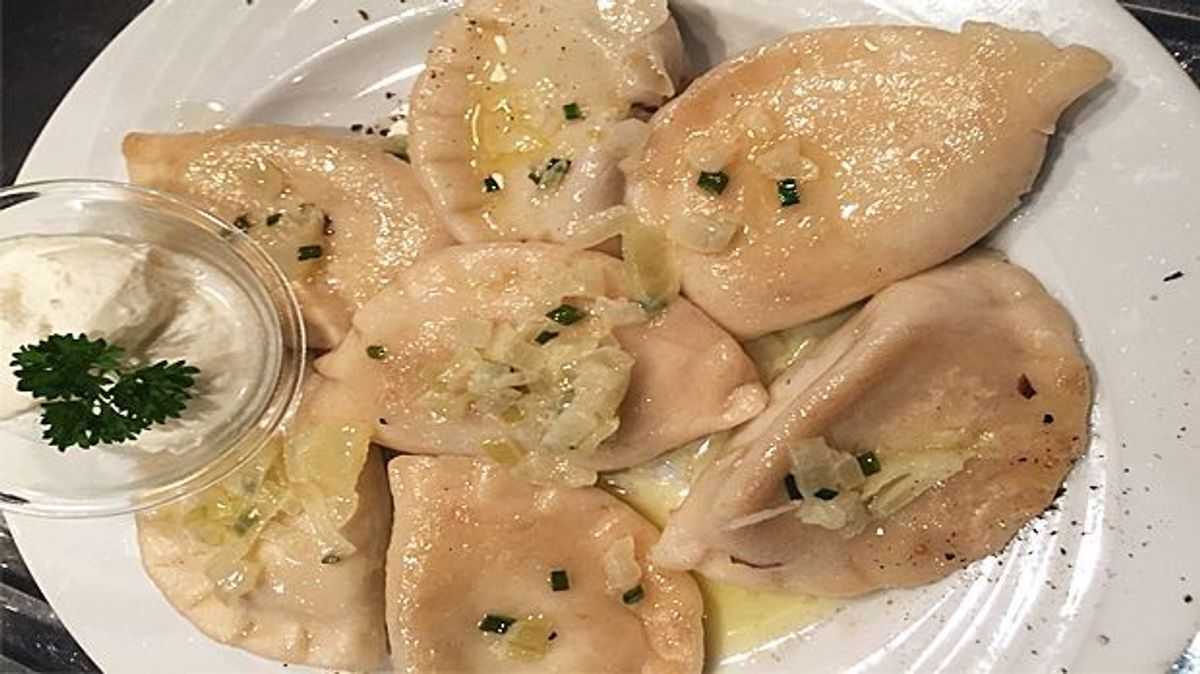 Pierogi mit Kraut und Pilzen