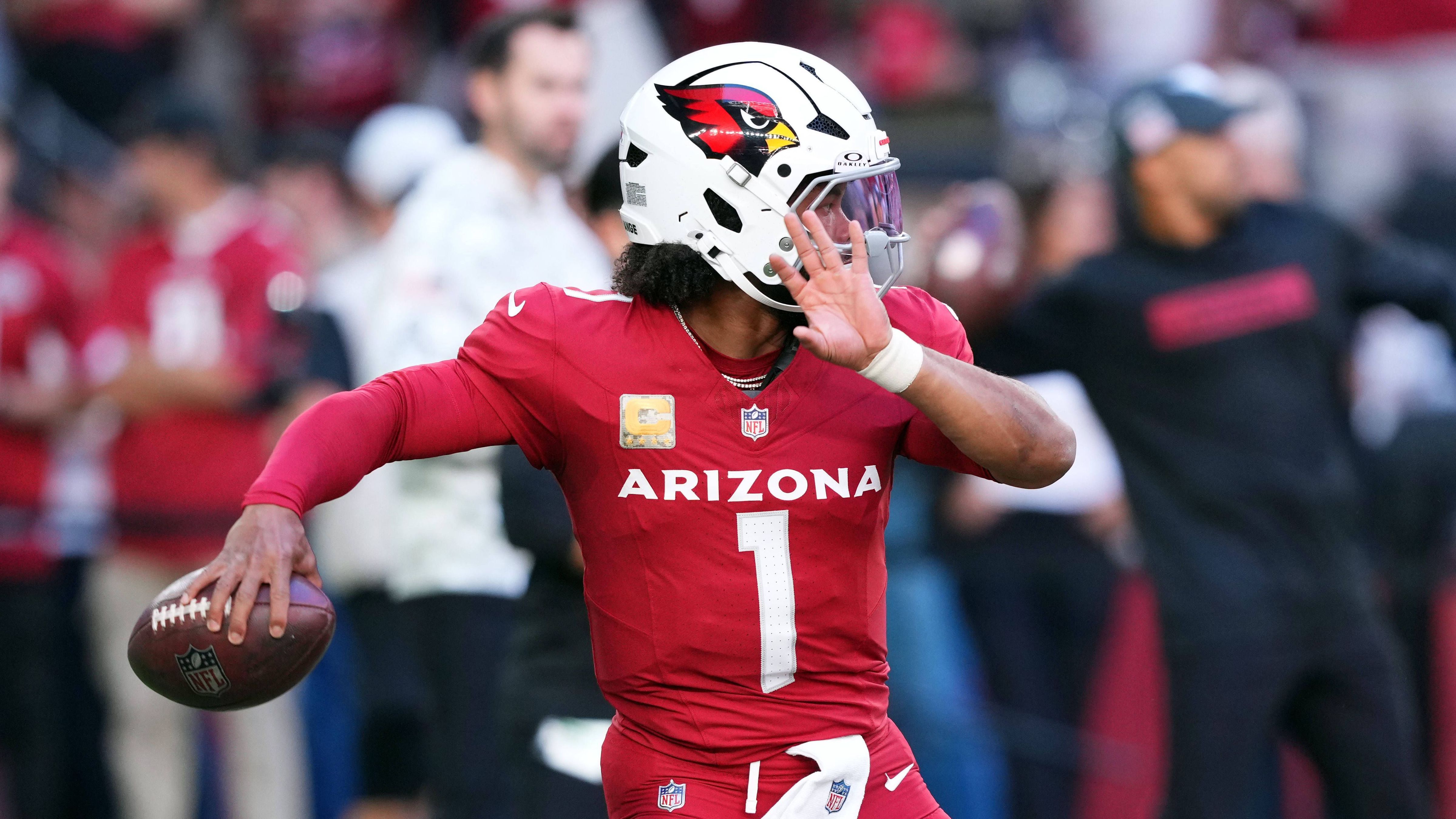 <strong>Kyler Murray (Arizona Cardinals)</strong><br>Position: Quarterback<br>Award: Comeback Player of the Year<br>Quote: +800