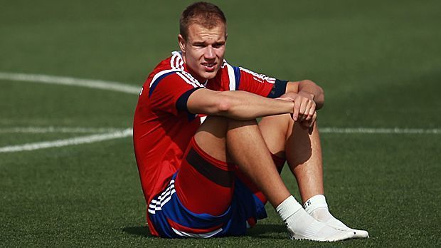 
                <strong>Holger Badstuber (FC Bayern München)</strong><br>
                Bayern München: Holger Badstuber (Oberschenkelmuskelriss). Nach seinem auskurierten Kreuzbandriss musste Badstuber erneut operiert werden. Die ersten beiden Spieltage wird der Verteidiger wohl verpassen.
              