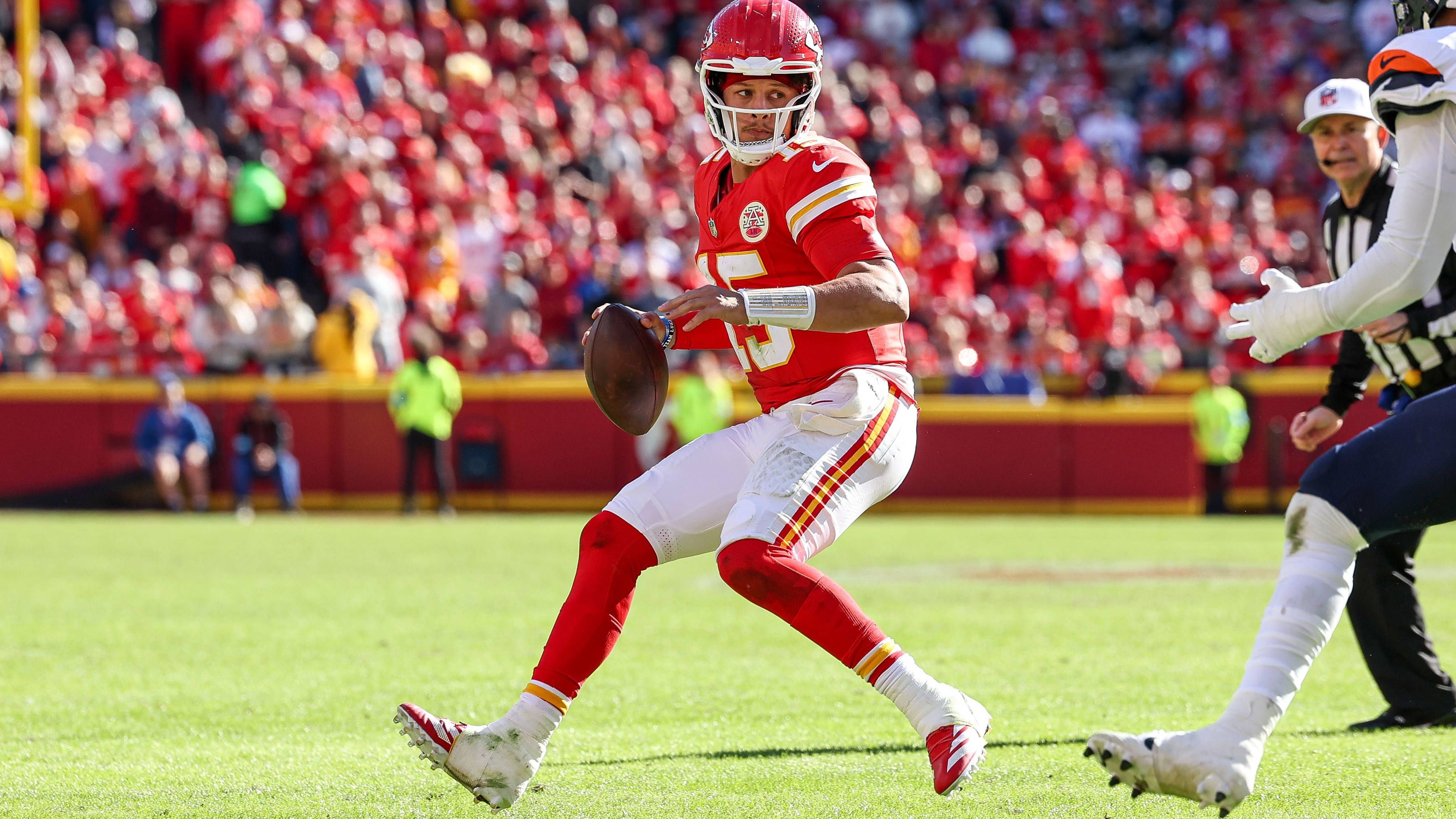 <strong>Platz 16 (geteilt): Patrick Mahomes</strong><br>Team: Kansas City Chiefs<br>Anzahl der Spiele: 9<br>Sacks: 20