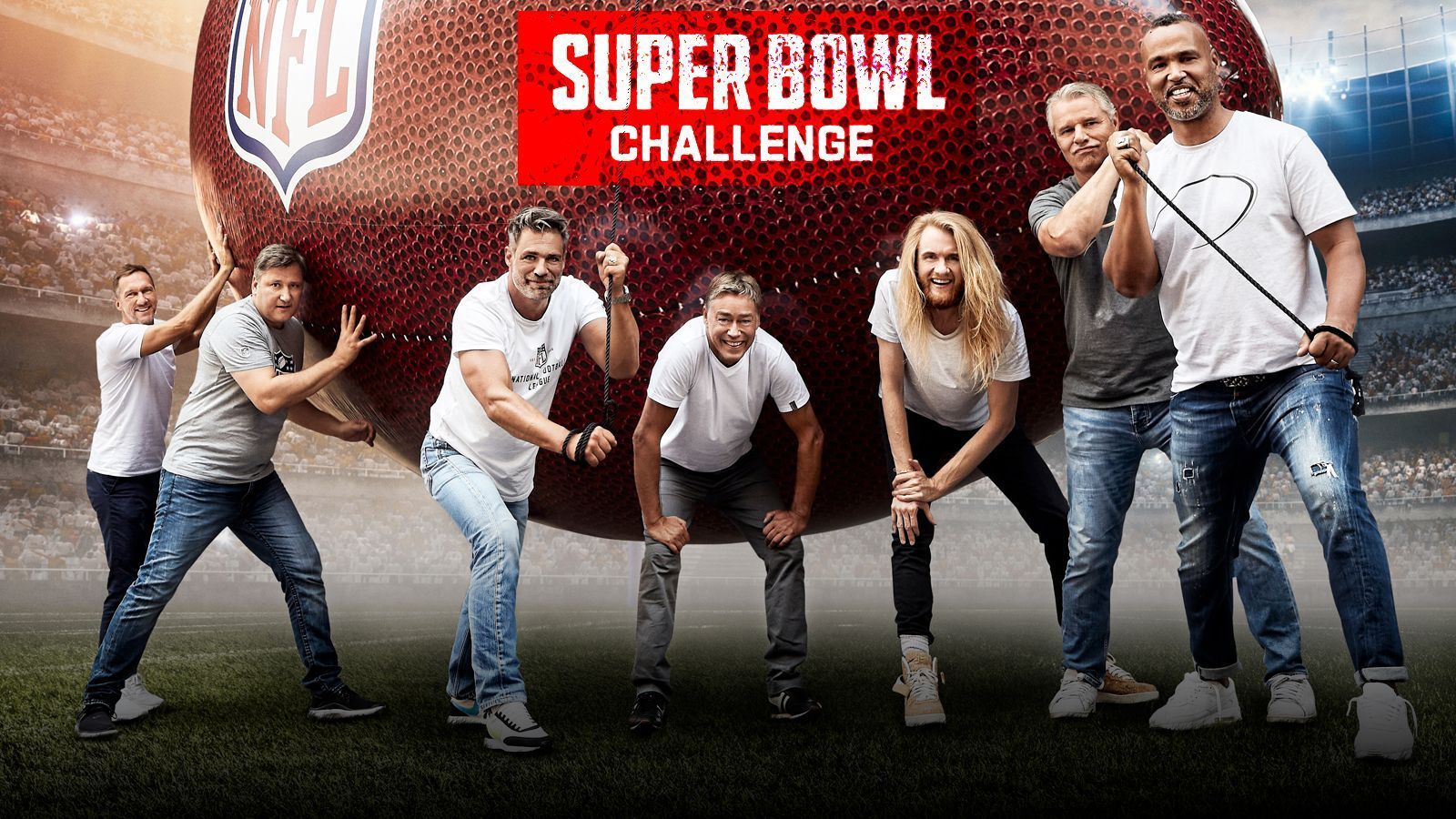 
                <strong>Die Playoff-Tipps der ranNFL-Experten</strong><br>
                Auch in dieser Saison könnt ihr bei der Super Bowl Challenge die Playoffs durchtippen, euer gewaltiges NFL-Wissen beweisen - und auch noch wunderbare Dinge gewinnen. Als Hauptpreis winkt eine Reise zu einem London Game 2021. Auch unsere ranNFL-Experten haben die Postseason (Divisional Playoffs ab Samstag um 22:20 Uhr live auf ProSieben) durchorakelt - mit einem klaren Favoriten auf den Super Bowl ...
              