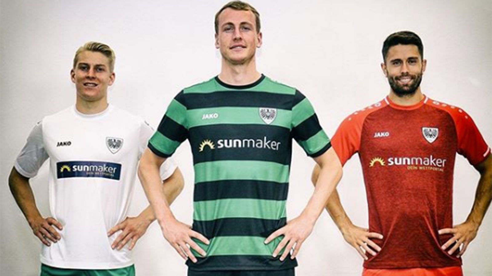 
                <strong>SC Preußen Münster</strong><br>
                Heimtrikot: grün, schwarzAuswärtstrikot: weißAusweichtrikot: rotAusrüster: JakoPreis Heimtrikot: 64,90 EuroPreis Auswärtstrikot: 59,90 Euro
              