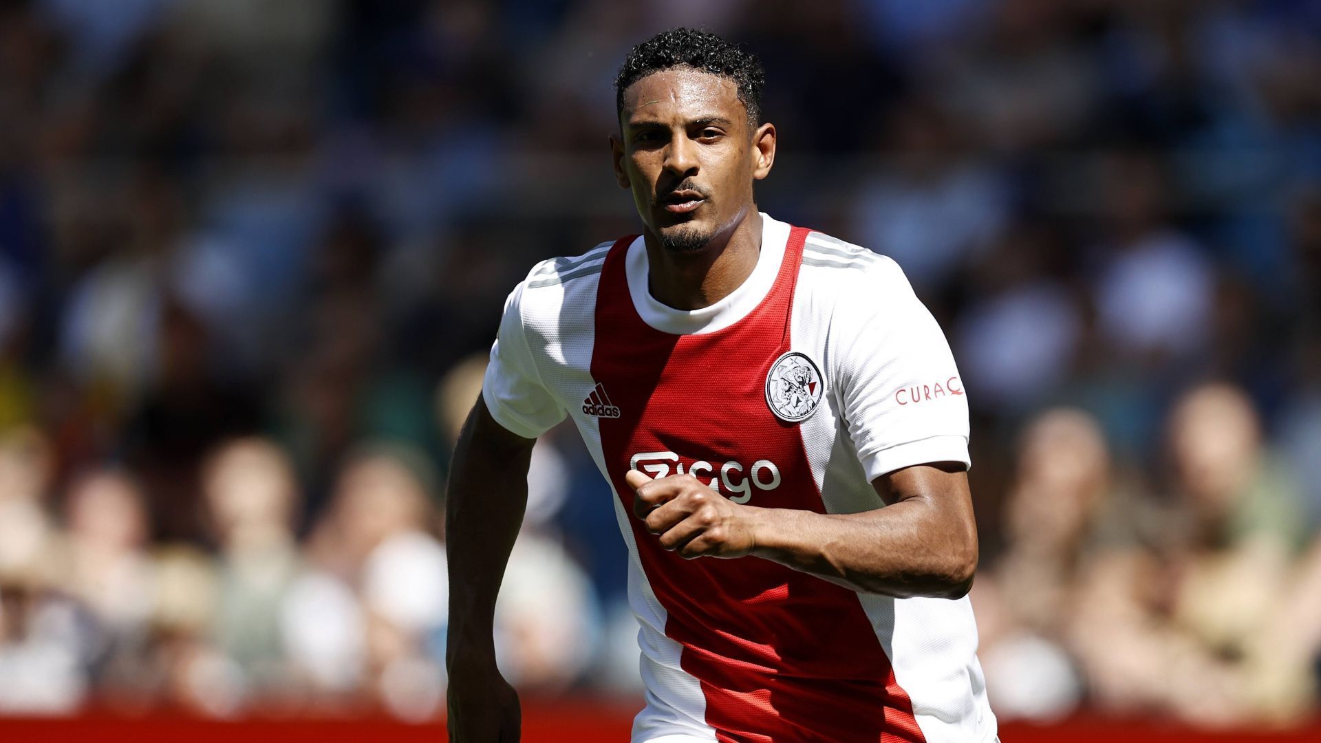 
                <strong>Platz 1: Sebastien Haller</strong><br>
                2022 für 31 Millionen Euro von Ajax Amsterdam zu Borussia Dortmund
              