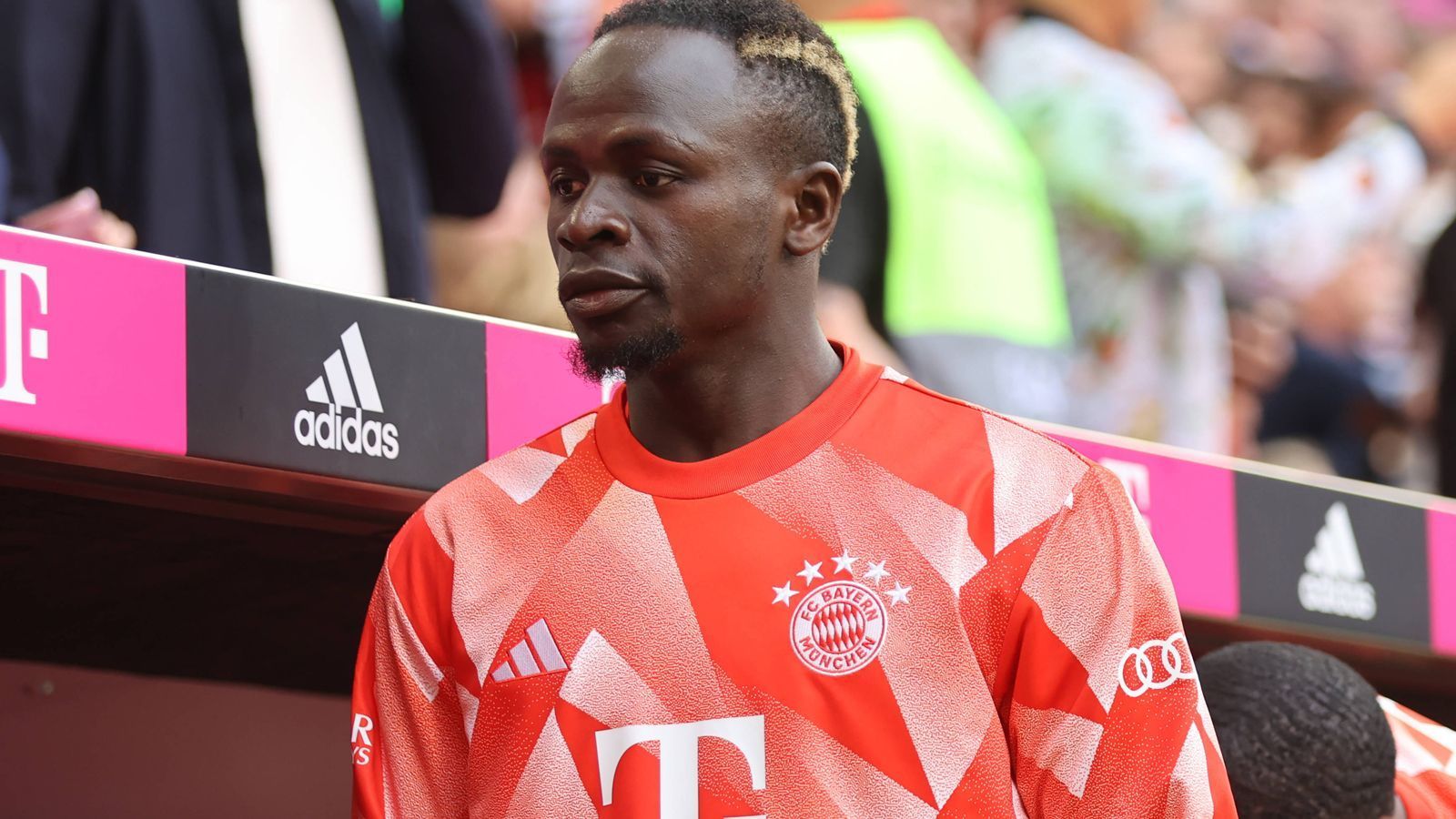 
                <strong>Sadio Mane (FC Bayern München)</strong><br>
                Kommt kurz vor Schluss für Mazraoui. ran-Note: ohne Bewertung
              