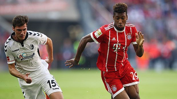 
                <strong>Kingsley Coman</strong><br>
                Über seine linke Seite entstehen die meisten und auch die besten Chancen der Münchner. Leitet das frühe 1:0 ein, als er in der eigenen Hälfte den Ball gegen Kent erobert, von links in den Strafraum flankt und damit Schusters Eigentor provoziert. In der 42. Minute - der besten Phase der Gäste - mit seinem ersten Bundesliga-Saisontor zum 2:0 per Kopf aus rund 14 Meter Distanz, nachdem Schwolow einen Robben-Schuss nur abprallen lassen konnte. ran-Note: 2.
              