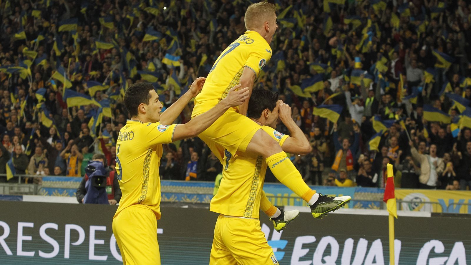 
                <strong>Ukraine</strong><br>
                Platz 1 in Gruppe B mit Portugal, Serbien, Luxemburg und Litauen
              