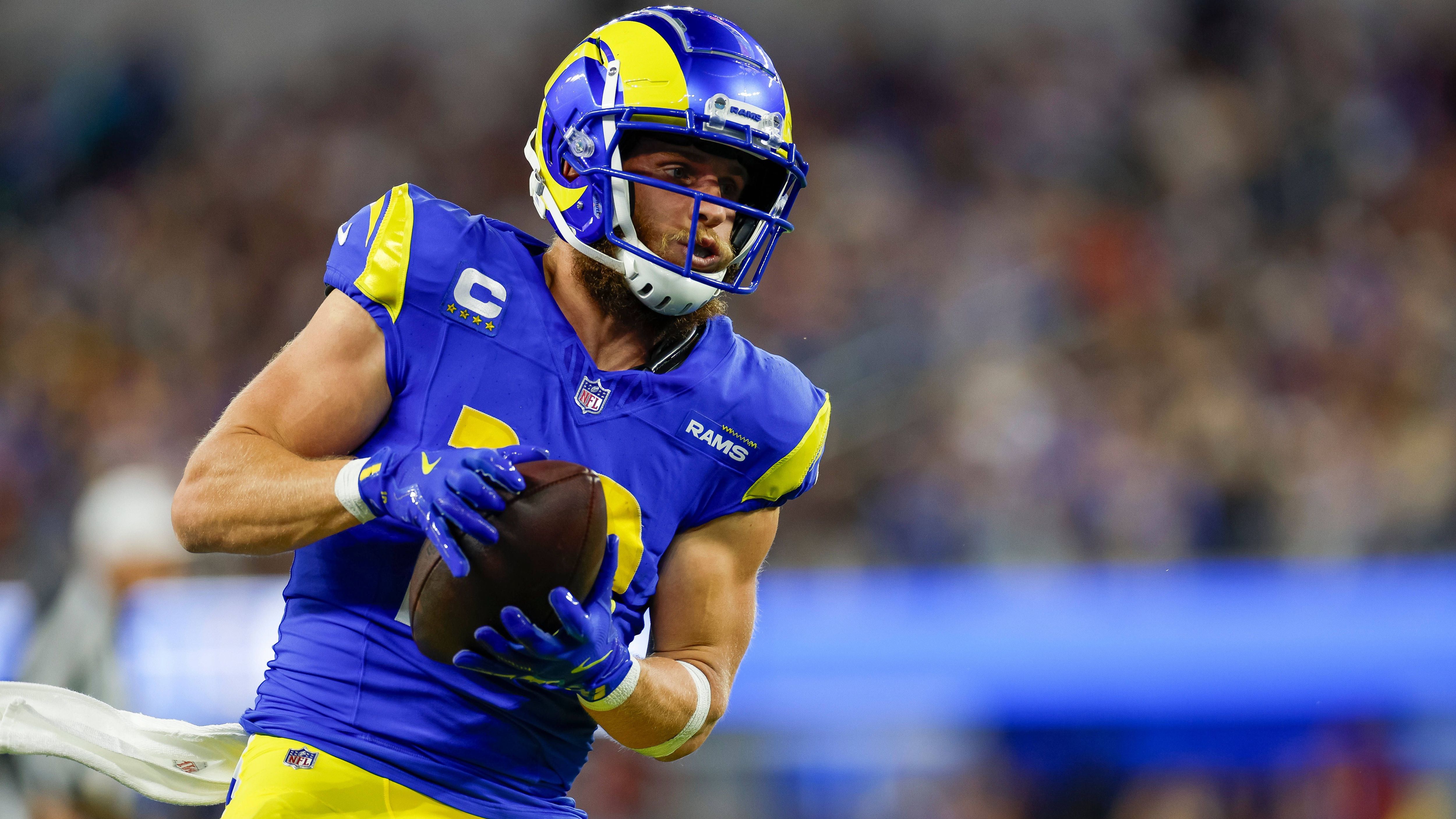 <strong>Los Angeles Rams: Cooper Kupp</strong><br>Eigentlich würde hier ein weiterer Pass Rusher kommen, aber Aaron Donald hat bekanntlich seine Karriere beendet. Also kehren wir zurück zur Offense. Ja, Kupp stand 2023 klar im Schatten von Puka Nacua. Aber ein Jahr im Team reicht nicht für den Nicht-QB-MVP-Titel. Und Kupp kreiert natürlich auch Räume für Nacua.