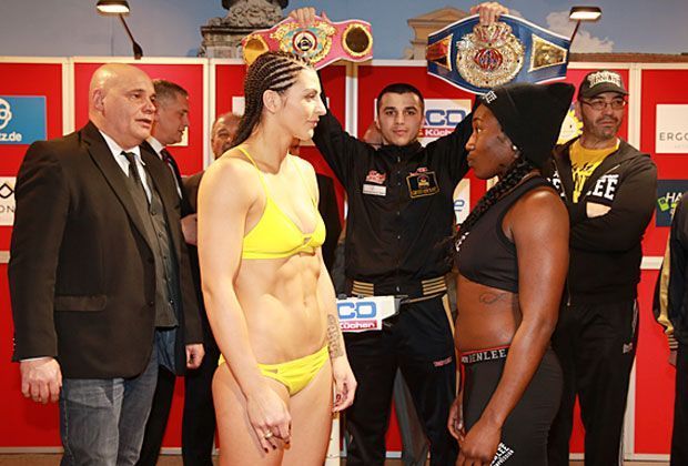 
                <strong>Christina Hammer vs. Jessica Balougn: das Wiegen</strong><br>
                Mal sehen, ob sie ihre makellose Bilanz auch gegen Jessica Balogun aufrecht erhalten wird...
              