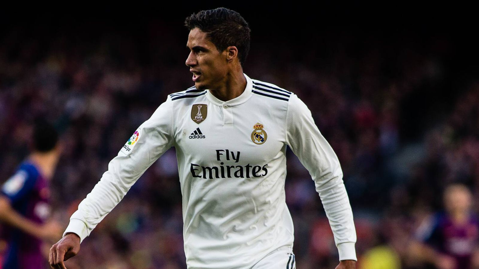 
                <strong>Raphael Varane</strong><br>
                Brutto-Jahresgehalt: angeblich 8,3 Millionen Euro, Vertrag bis 2022.
              