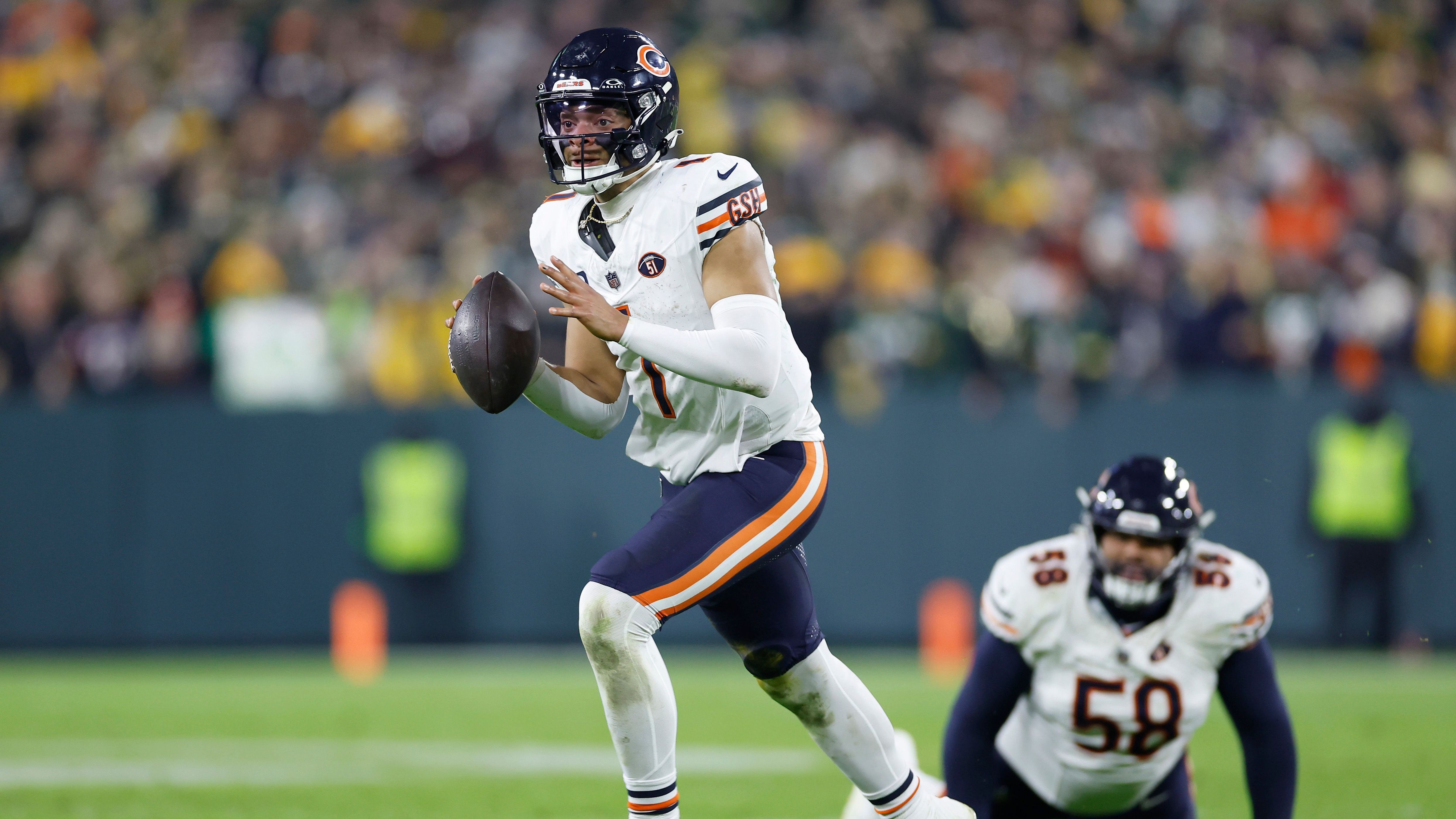 <strong>Chicago Bears</strong><br>Passing Play Percentage: 51.32%<br>Rushing Play Percentage: 48.68%